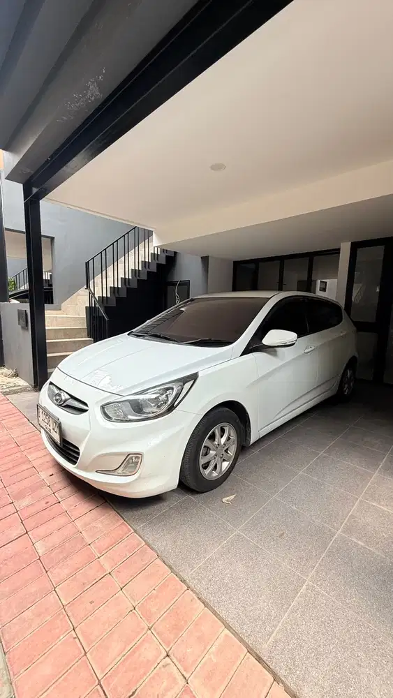 Hyundai Grand Avega 2013 Bensin