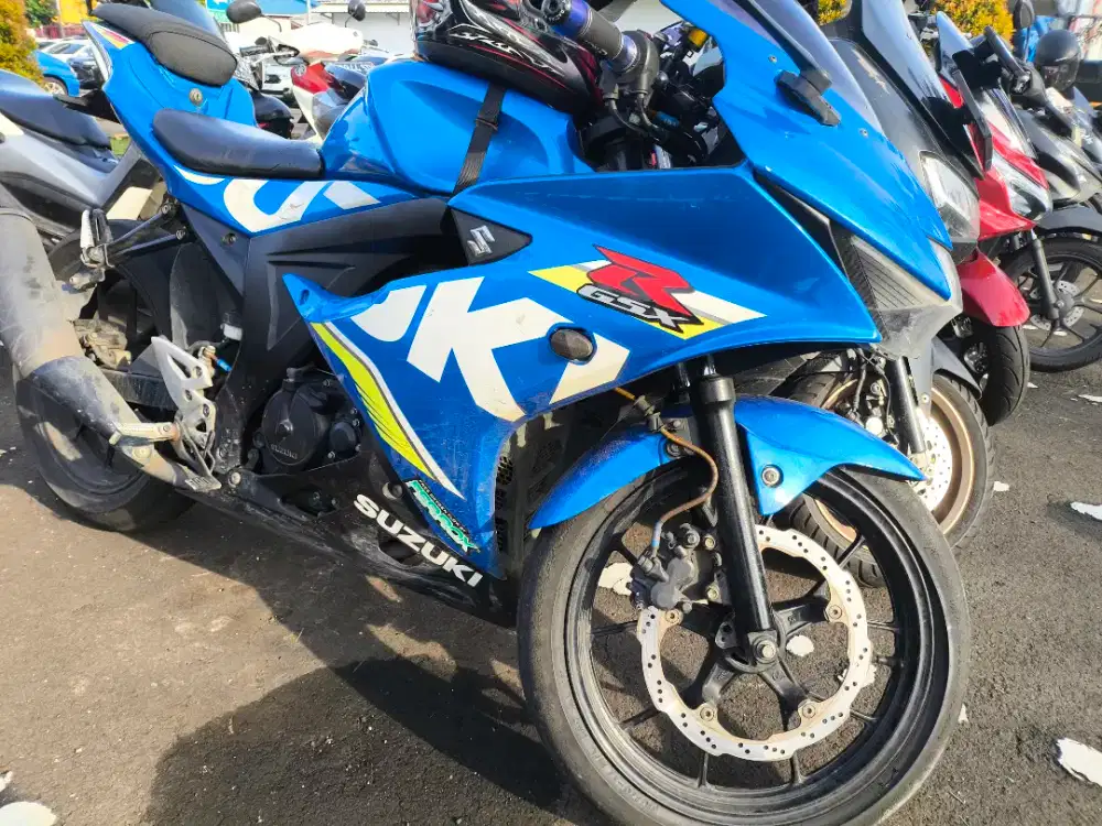 Gsx 150R Biru 2017