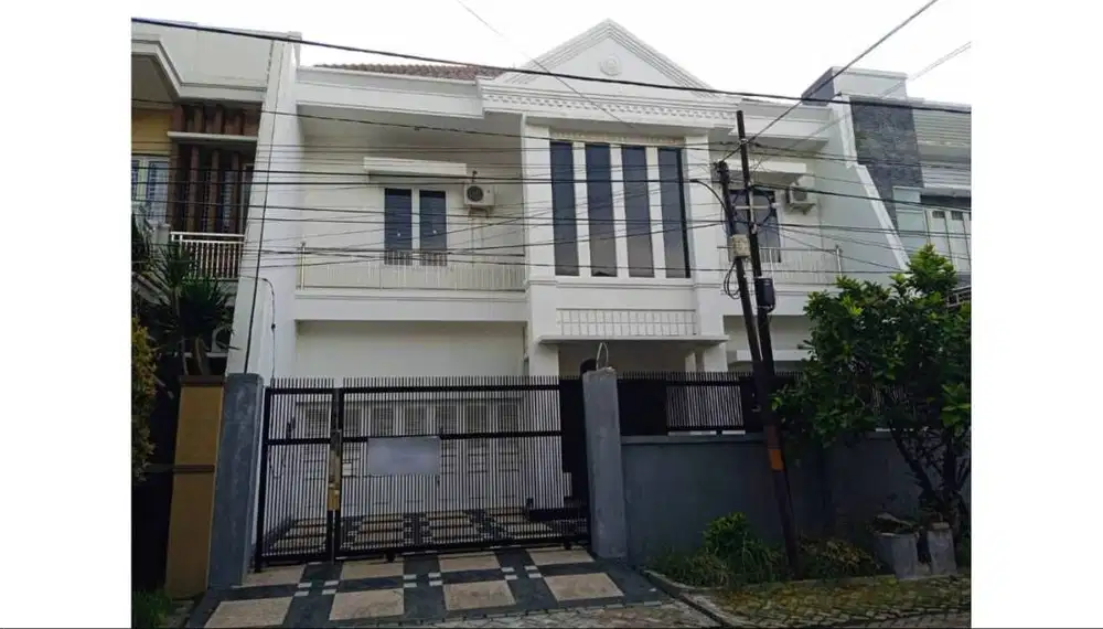 Disewakan Rumah Mewah di Dharmahusada Megah Permai – Surabaya