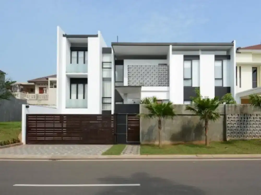 Di jual rumah mewah di perumahan kota wisata cibubur