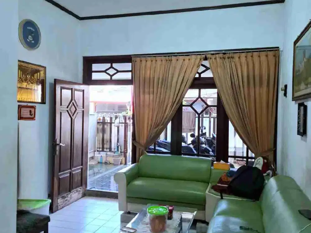 Dijual Rumah 1,5 lantai di Mulyosari Surabaya Timur