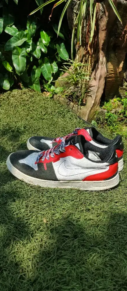 ORIGINAL NIKE SQUISH N354 SIZE 44