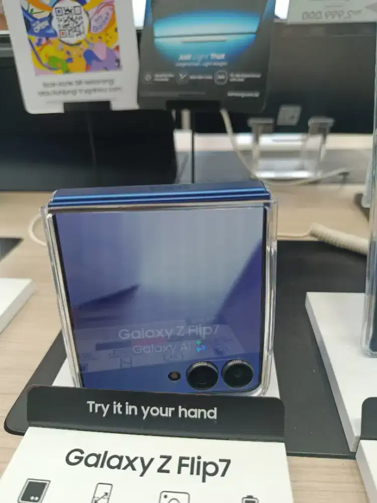 Bisa cicilan handphone samsung Galaxy Z Flip7