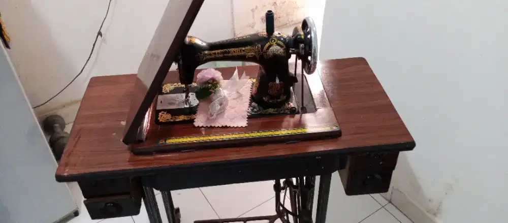 Mesin jahit merk standard