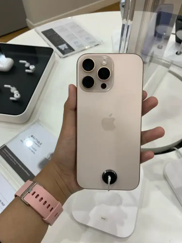 iPhone 16 Pro 256GB | Barang baru | Ready Stock