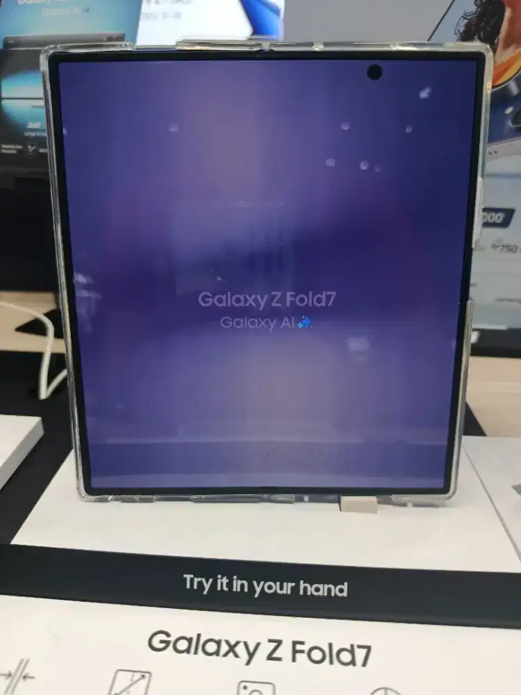 Bisa cicilan handphone samsung Galaxy Z Fold7