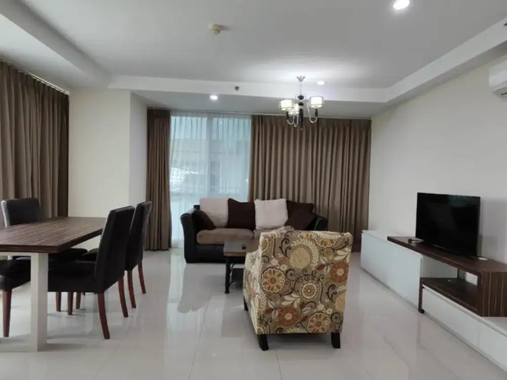 Dijual Apartemen 2 BR+1 Furnished dengan Balcony di Kemang Village Residence, Jakarta Selatan
