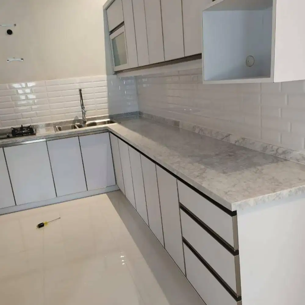 Custom Interior Kitchen Set, Backdrop TV, Lemari, Wardrobe, Kitchenset