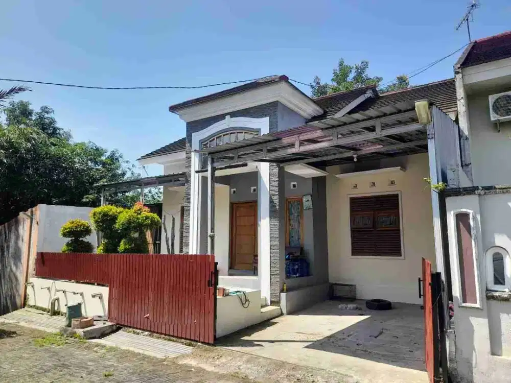 Rumah Bagus Siap Huni Karangpucung Dekat Ke Menara Teratai