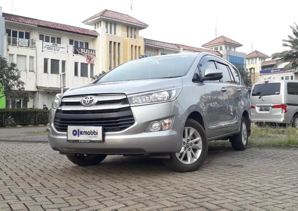 TDP 11JT Toyota Kijang Innova 2.0 G Luxury Bensin-AT Silver 2021