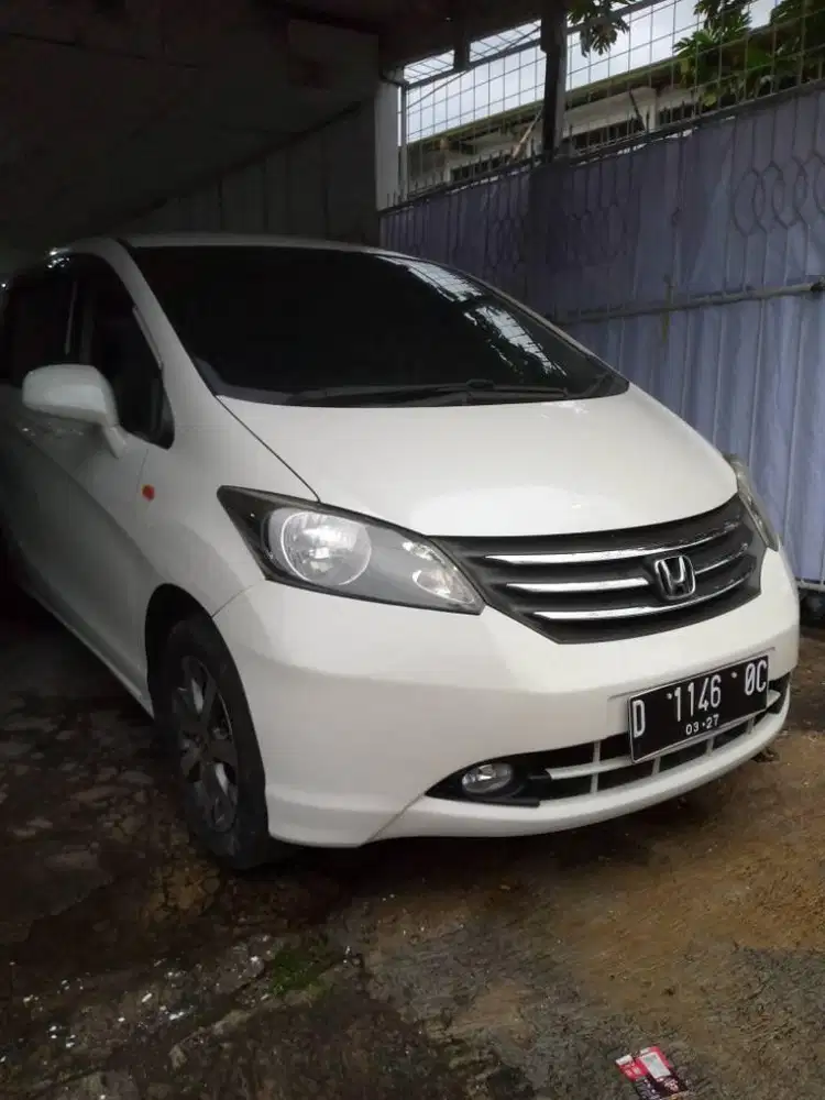Honda Freed PSD automatic 2009