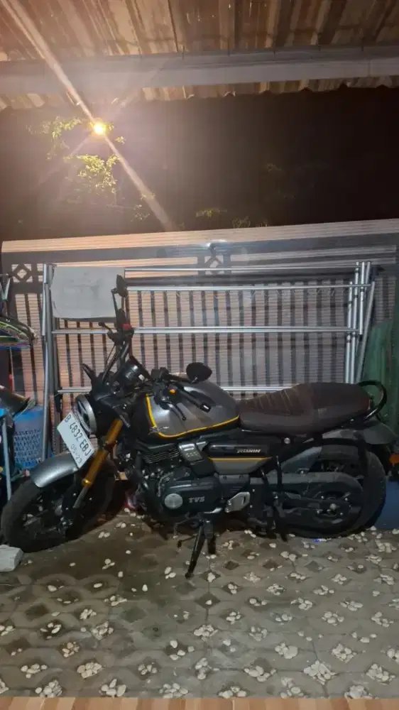 TVS RONIN 225 CC  KM Rendah 1717 - Surat Lengkap