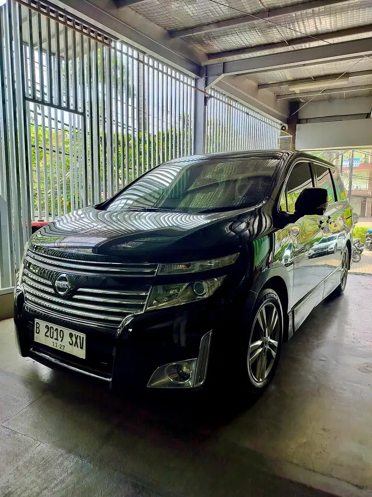 Nissan Elgrand 2013 Bensin
