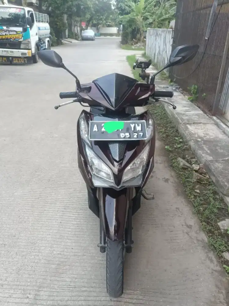 Dijual Motor Vario 125 KZr lengkap terawat