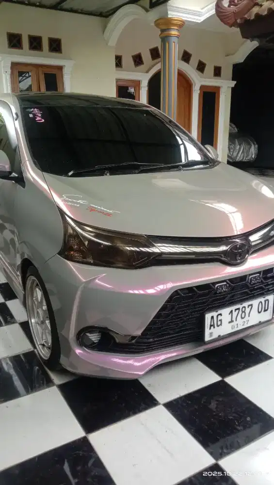 Avanza Veloz 1.3 MT 2016 silver