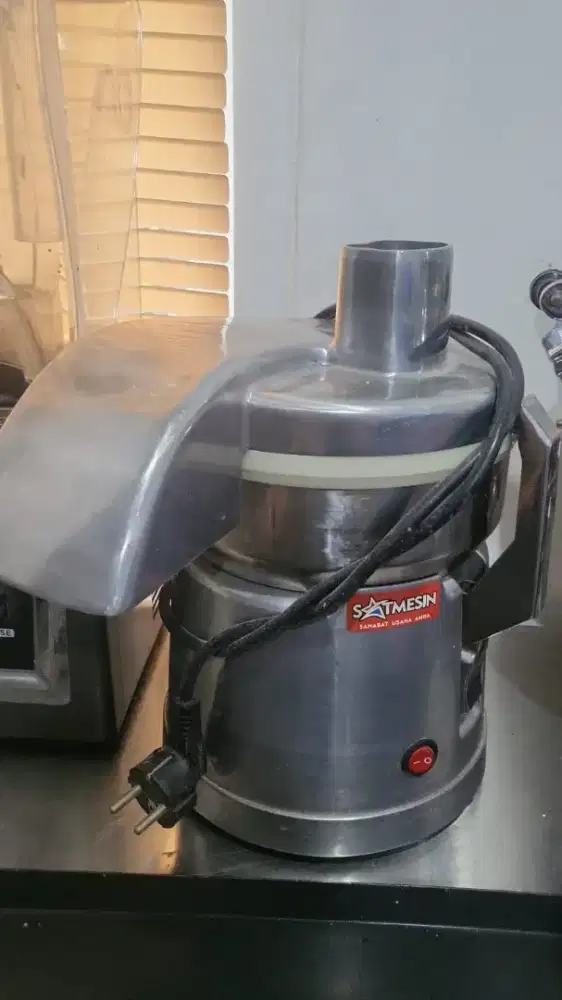 JUICER merk getra / Blender