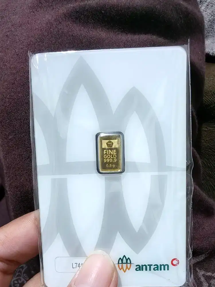 0.5 gram antam 2025