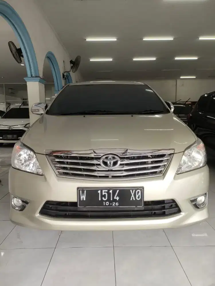 TOYOTA INNOVA G 2.0 bensin AT TH 2013