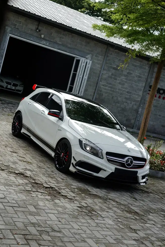Edition 1 AMG 14 Rb KM A45 OTO 888 2013 Mercedes Benz