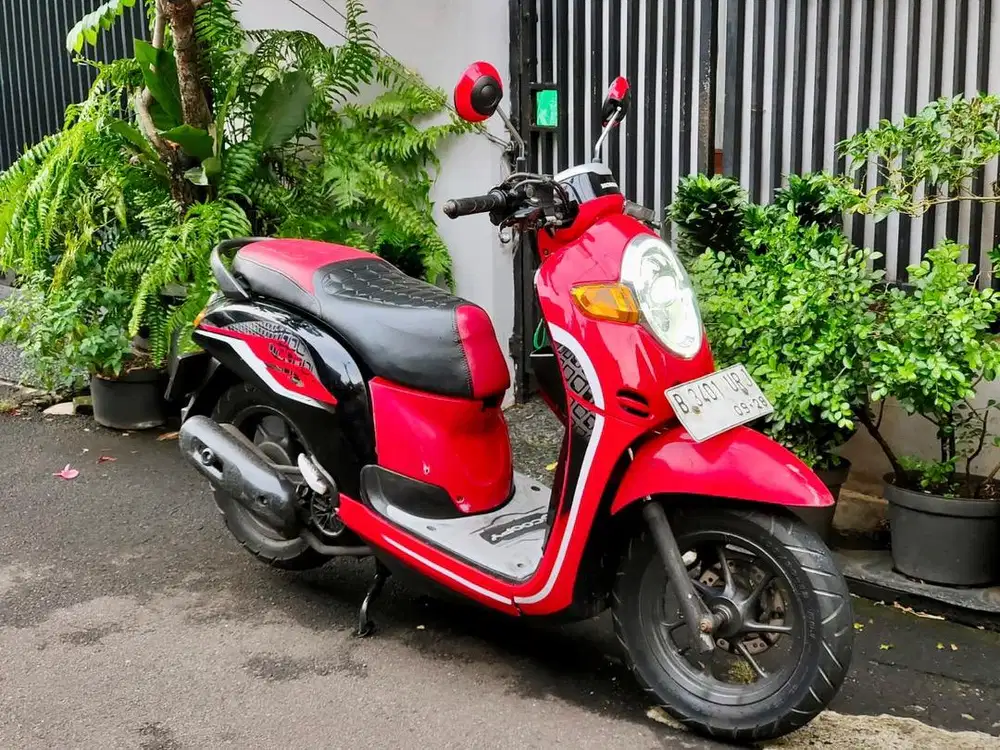 Honda Scoopy 2019 Stnk BPKB Faktur lengkap Pajak Hidup Panjang