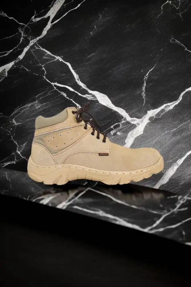 Distributor sepatu kerja proyek pria Makassar