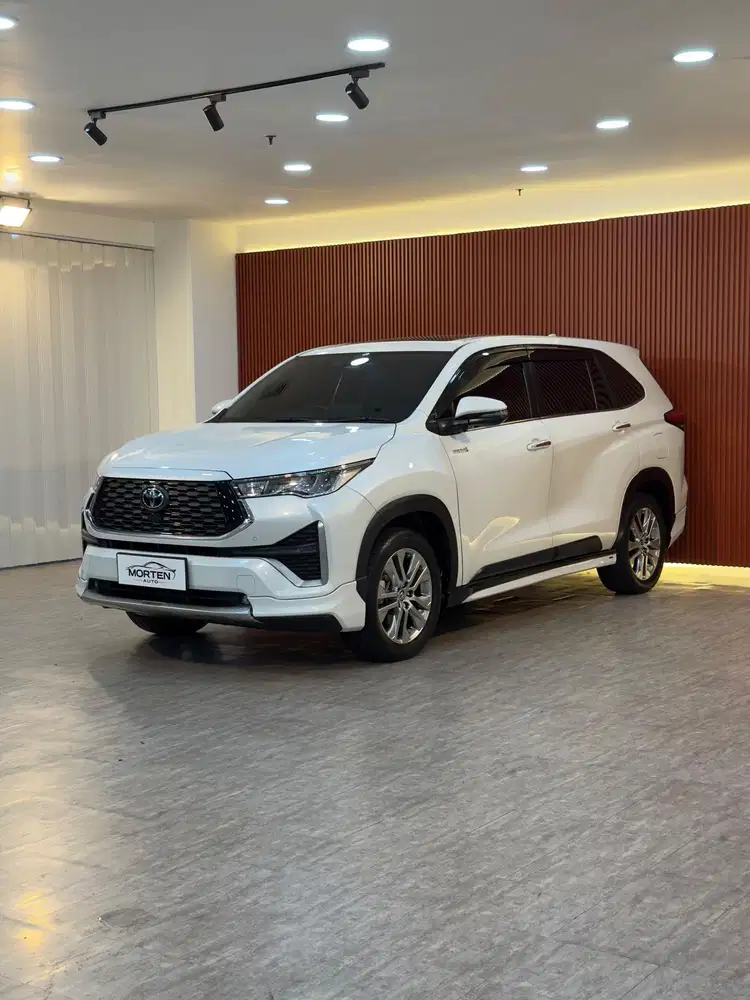 Toyota Innova Zenix Q Hybrid Modellista TSS 2023 Odo 19 Ribu Record