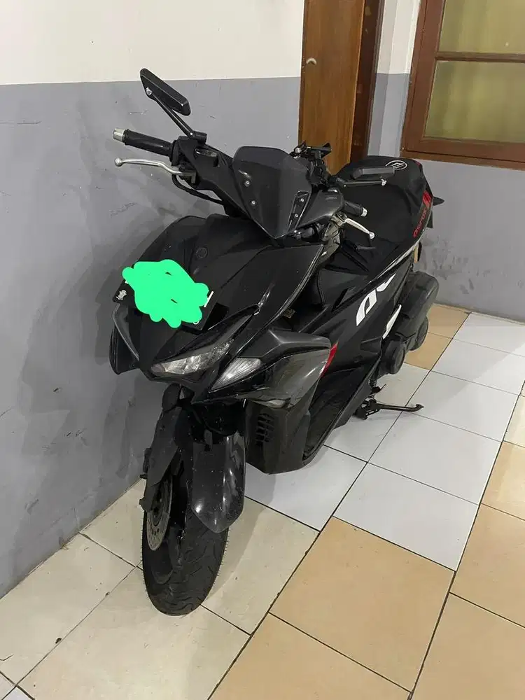Yamaha Aerox 2020 Hitam