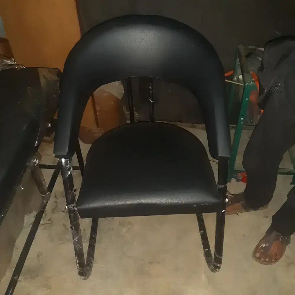 Perlengkapan Salon