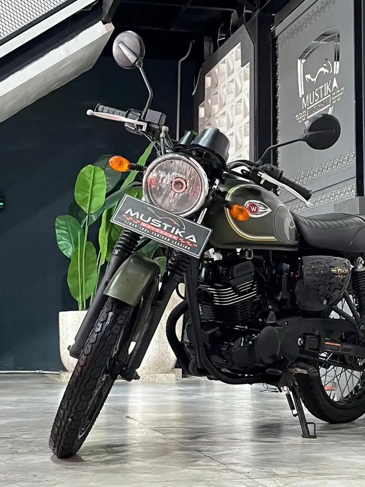 Stok Terbatas!! Kawasaki W175 Se th 2018 - Ayu Mustika