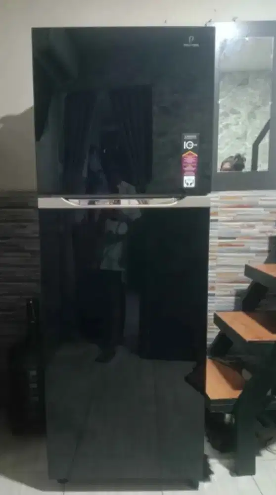 Kulkas jumbo  polytron 2 pintu