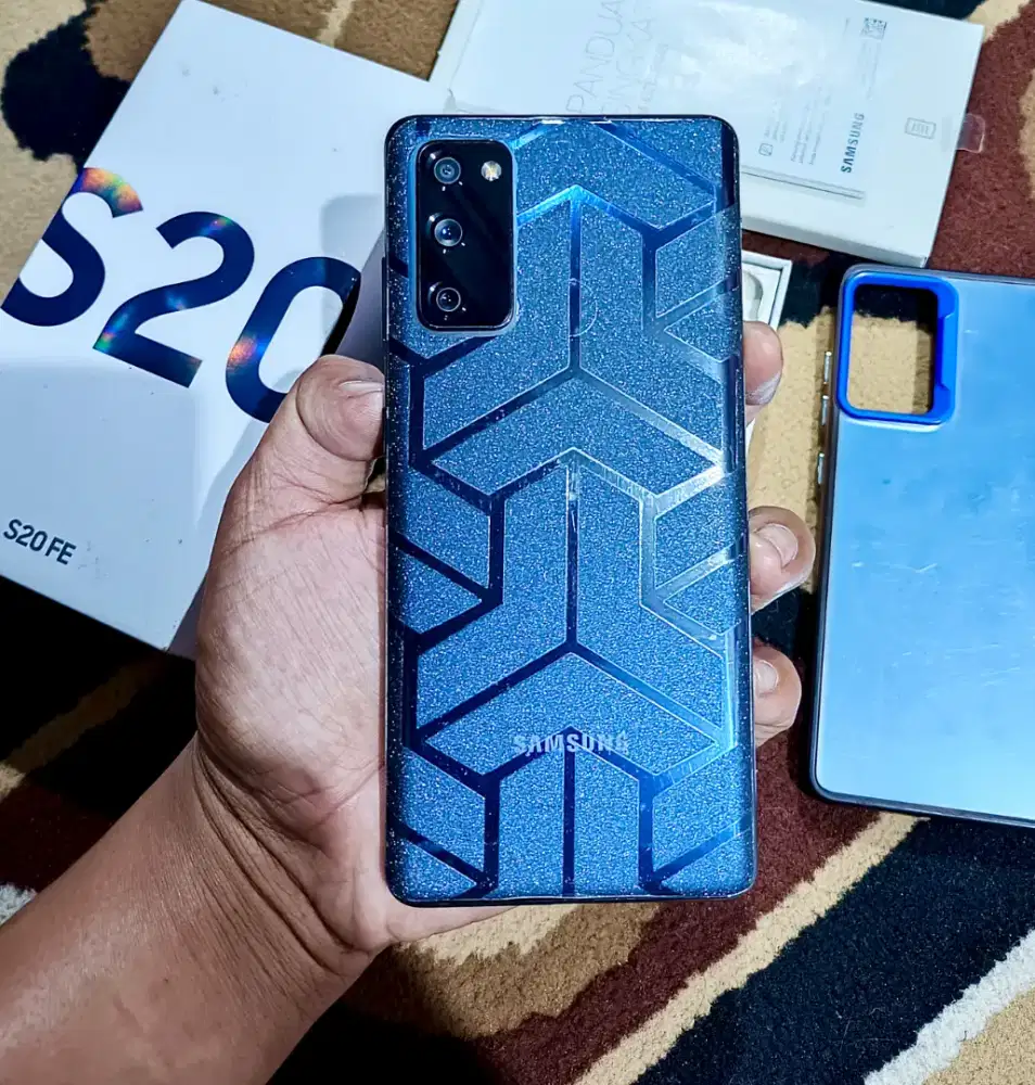 Samsung S20 FE (8/128) Fullset Ori Mulus Minus Pemakaian Saja