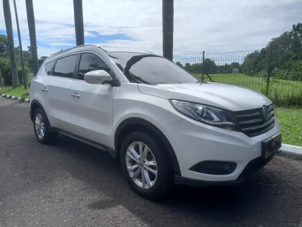 DFSK Glory 580 1.5T Luxury 2023 1500 Turbo CVT 1.5 T