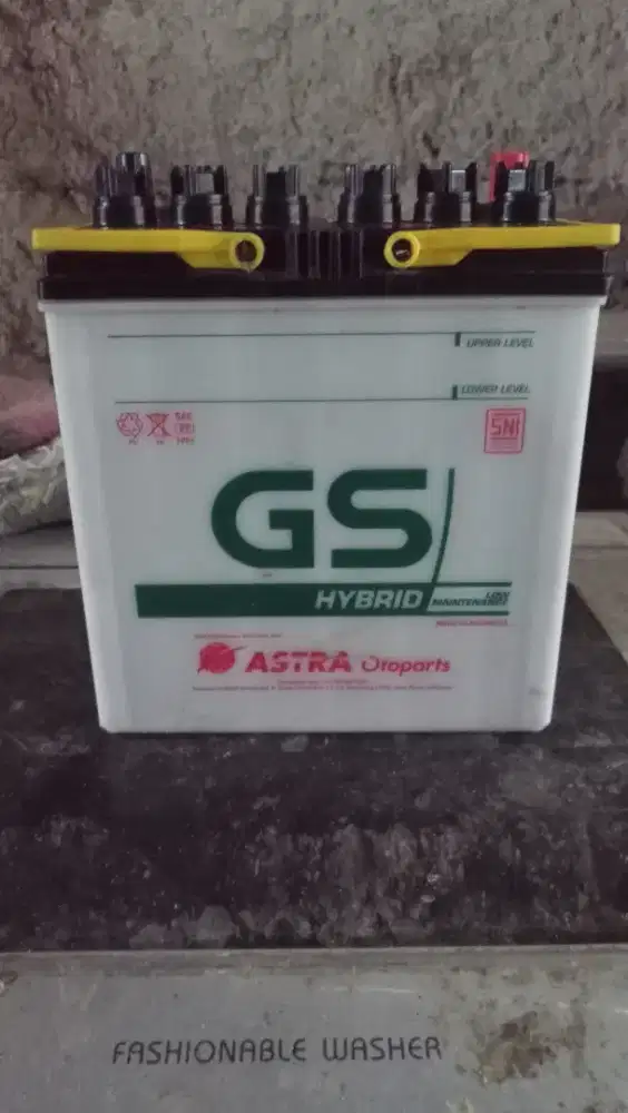 Aki mobil GS -NS40