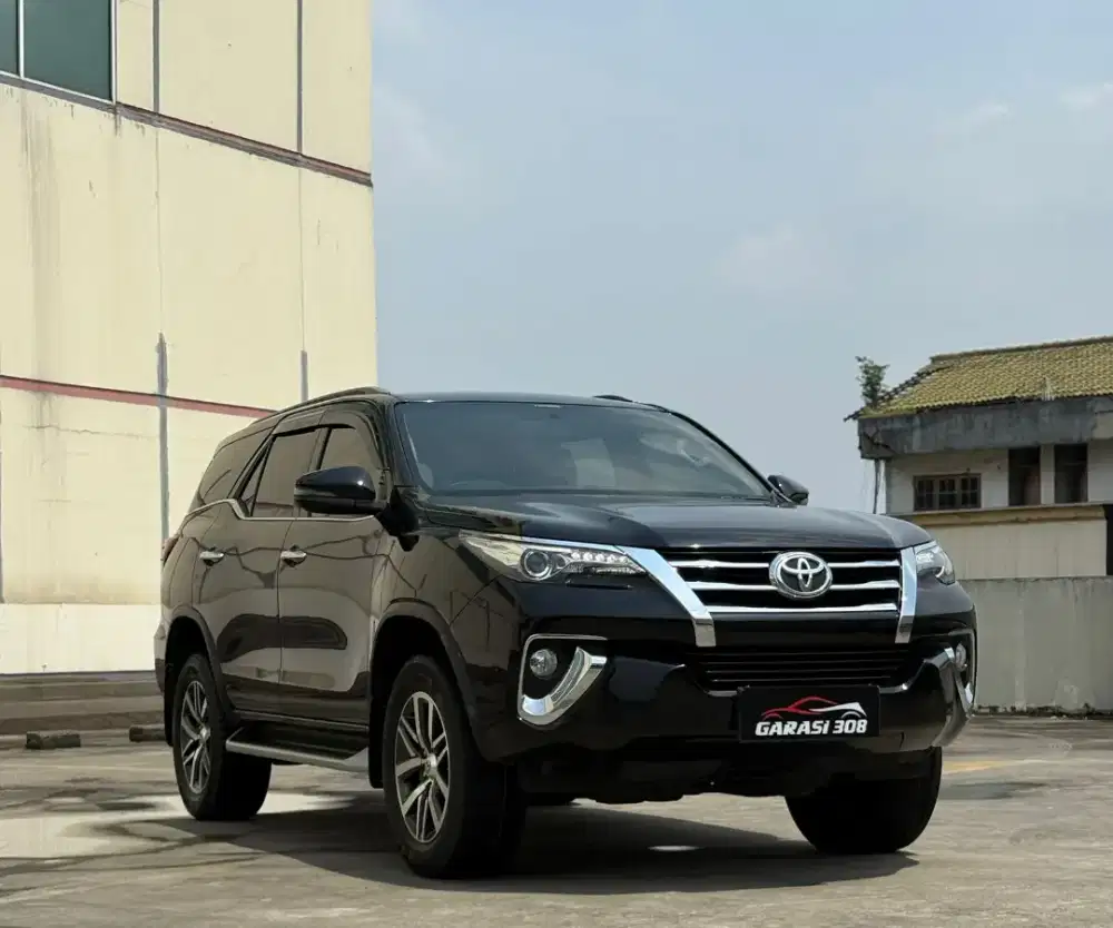 Toyota Fortuner VRZ 4x2 AT Tahun 2019 pemakaian 2020 KM 98rb