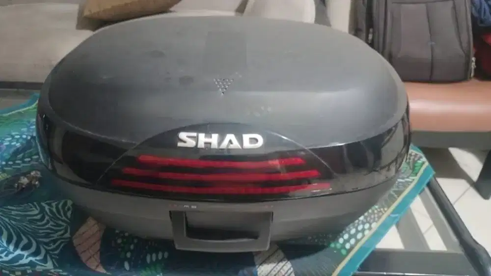 BOX MERK SHAD 46