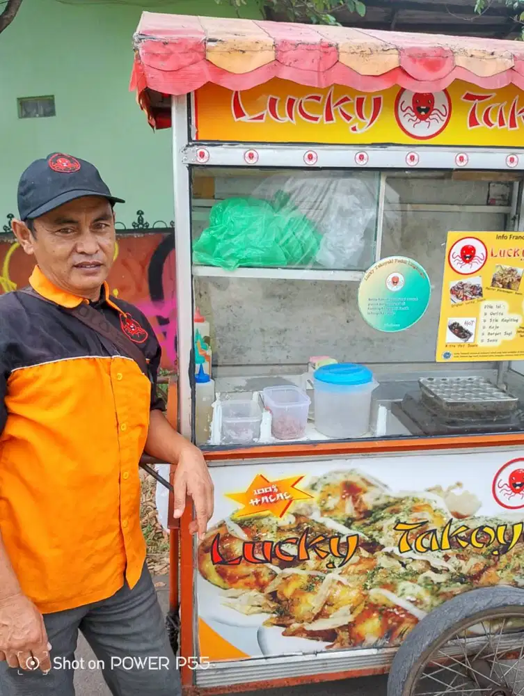 Lowongan Kerja khusus buat yg merasa LAKIK!!
