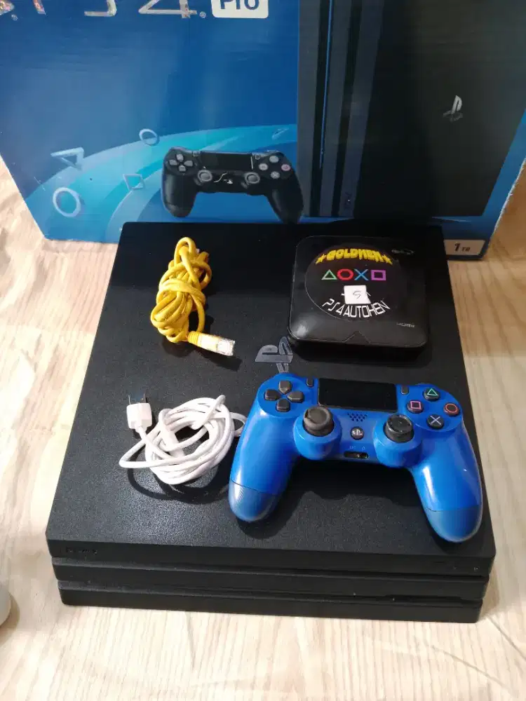 PS4 Pro Seri 72 1TB Segel Fullgame Slim Fat 500GB PS 4 3 Second Bekas