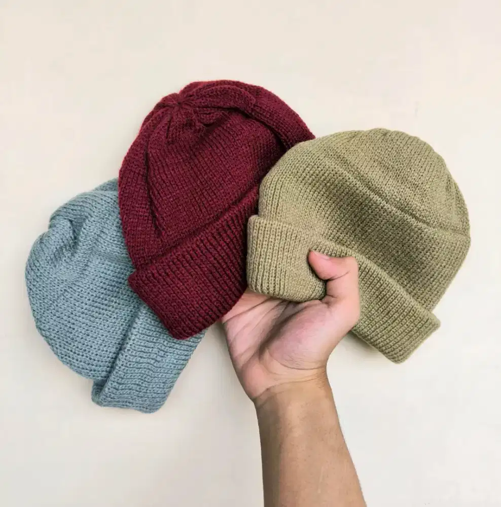 ( Beanie Hat. )
