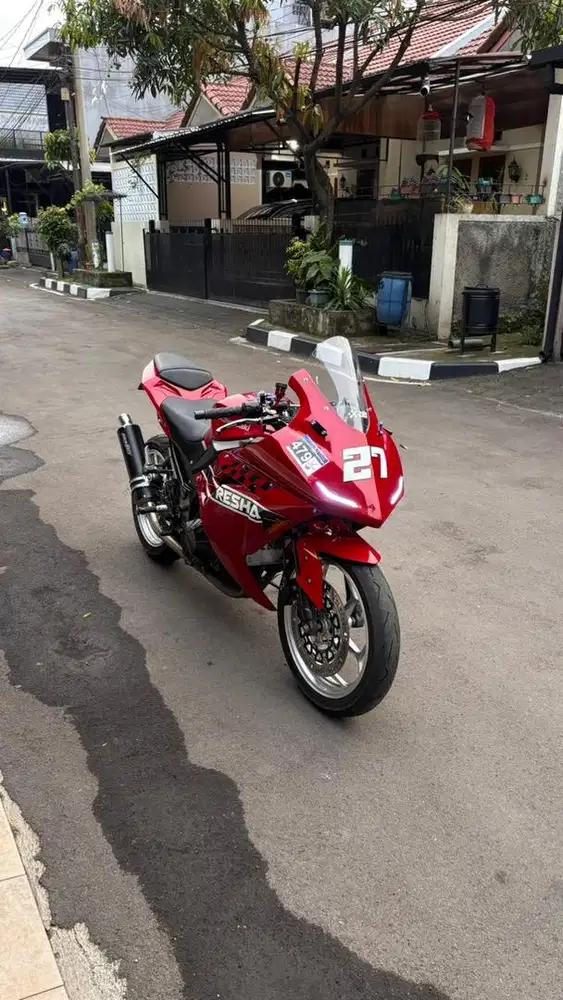 Kawasaki Z250 + body balap