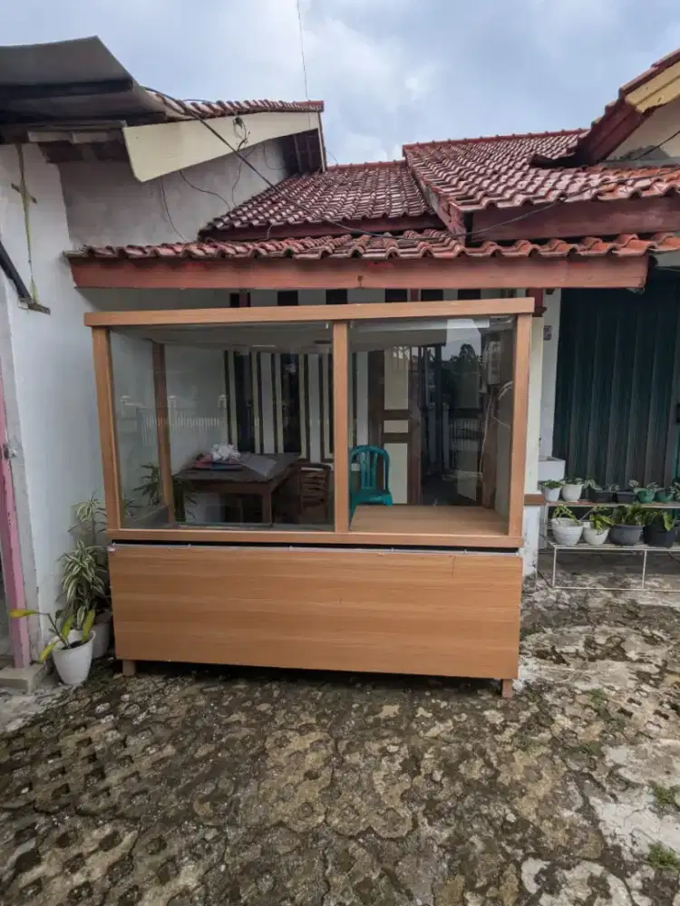 Dijual Gerobak Bakso Mie Ayam Kualitas bagus kokoh seperti baru 1,7jt