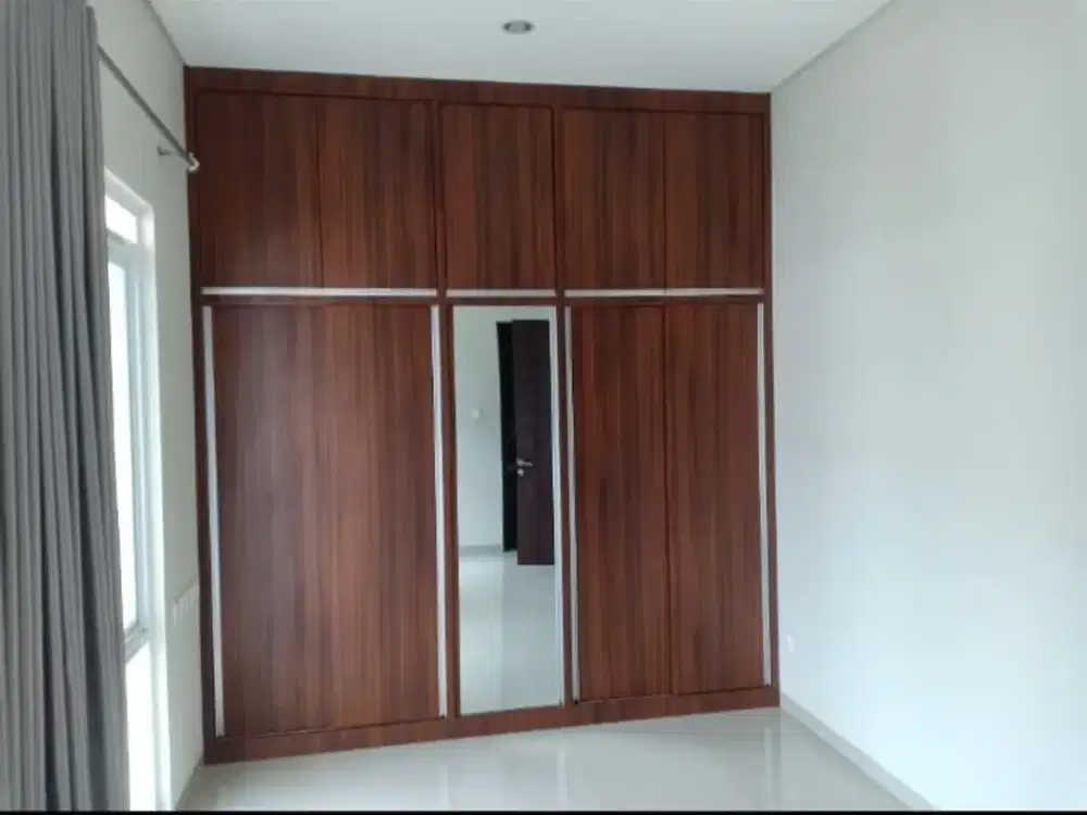 Dijual Rumah Semi Furnished Siap Huni Lokasi di Sayap Setraduta Bandung