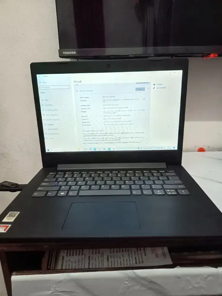 Laptop lenovo A9