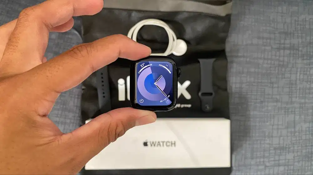 Apple Watch SE 2 40mm Midnight Blibli Garansi (Desember 2025)