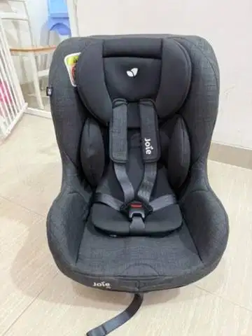 Joie Car Seat Bayi – Aman, Nyaman, dan Elegan!