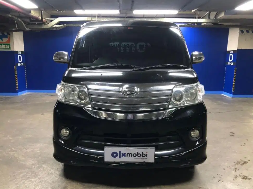 DP RENDAH Daihatsu Luxio 1.5 X Bensin-MT 2024 DZES