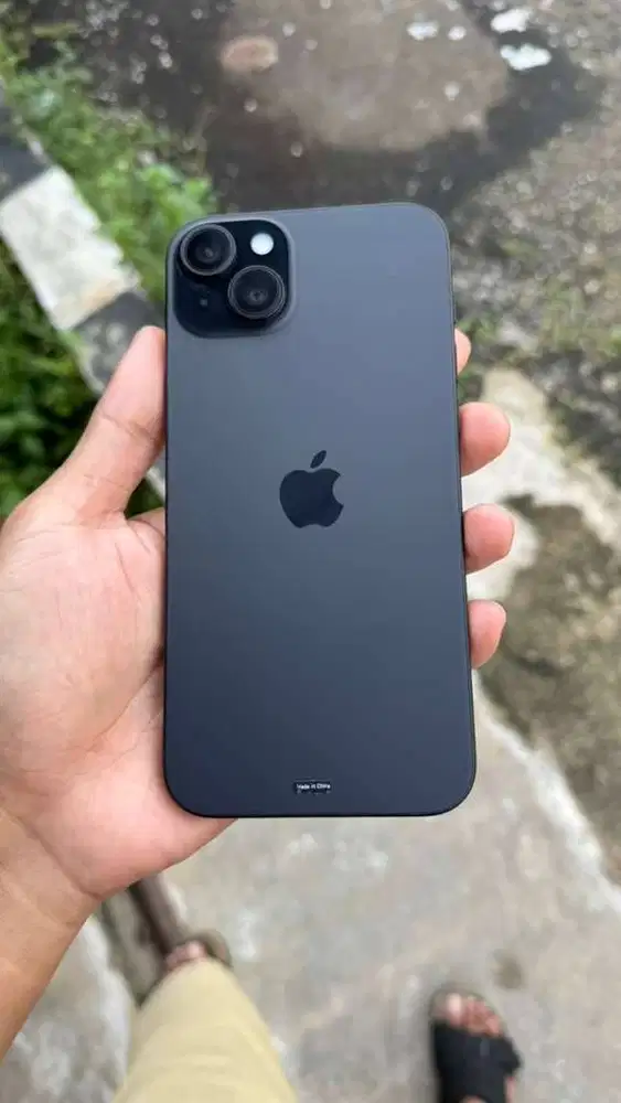 iPhone 15 Plus 128GB Ex iBox Fullset – Mulus, BH 87%, Free Case!