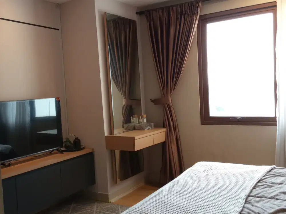 Ready!, Apartemen 2 Bedroom Ready Lengkap 5 Menit Stasiun LRT Dekat Halim