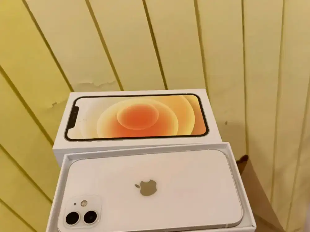 Iphone 12 128gb hut apple