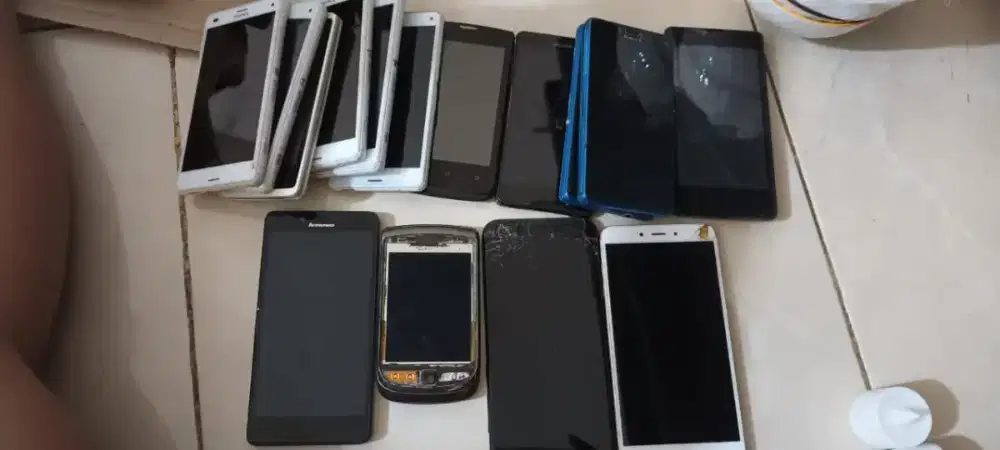 Handpone bekas apa kondisi apa adanya