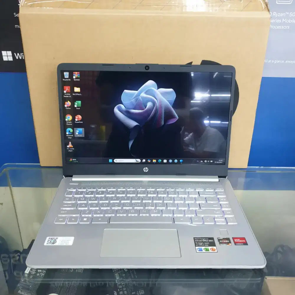 HP 14s fq2002AU Ryzen 5-5625U Ram-8GB SSD-512GB 14inch Fullset Likenew